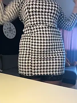 YourMeoww online show from March 9, 9:45 am