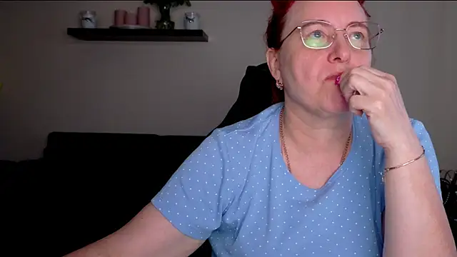 JoannaAndNeighbour online show from June 26, 5:52 am
