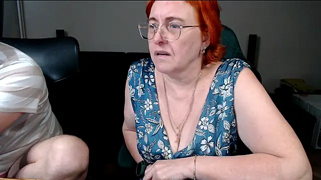 JoannaAndNeighbour online show from January 18, 2:24 pm