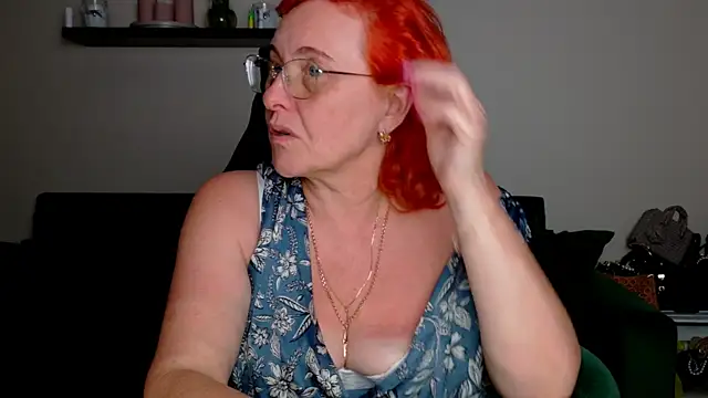 JoannaAndNeighbour online show from July 6, 3:03 pm