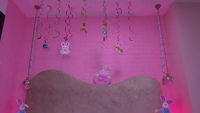 zzoe  online show from March 30, 3:06 am