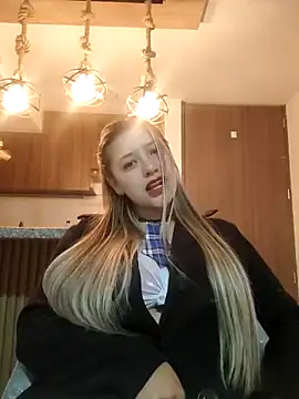 alana 69 online show from April 7, 12:01 am