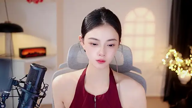 Ocean--Lili online show from June 30, 2:38 pm
