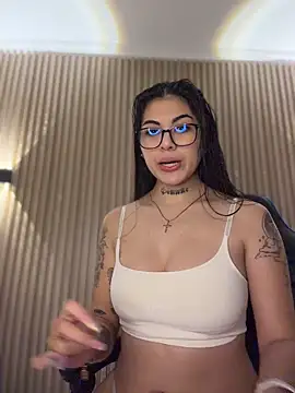 Sarasanders 4 online show from February 17, 4:34 am