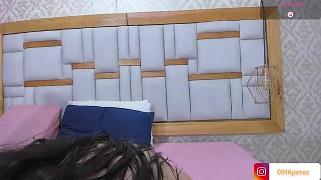  kaarla  online show from October 22, 7:19 pm