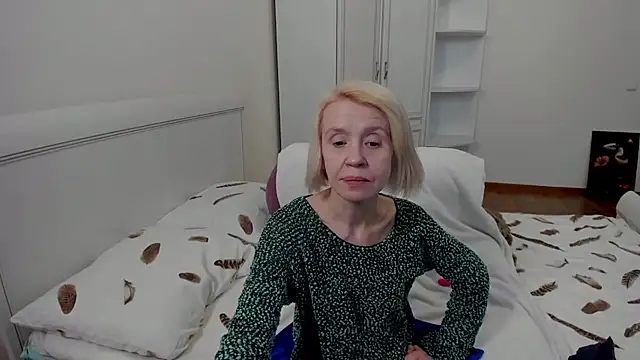 aminalive online show from October 8, 8:07 am