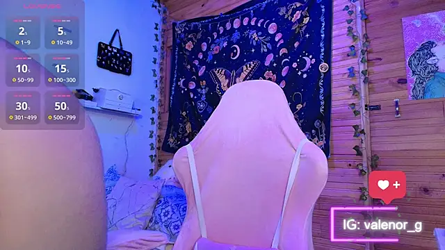 valenor  online show from September 30, 2:17 am