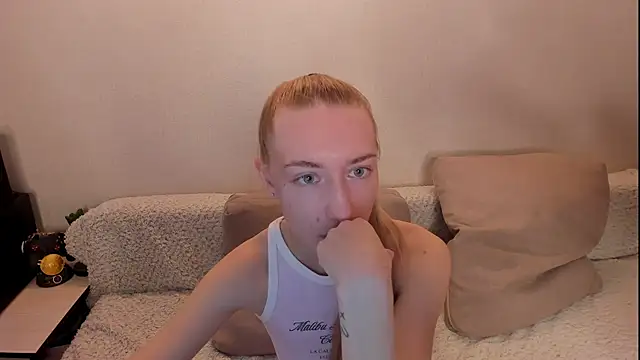 secret dreams   online show from November 18, 8:48 am