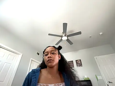 RylHoneyy online show from January 7, 9:29 pm