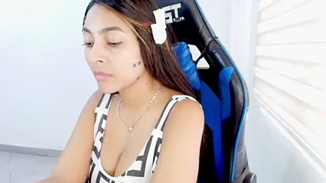 sophiax-x online show from July 5, 7:08 pm