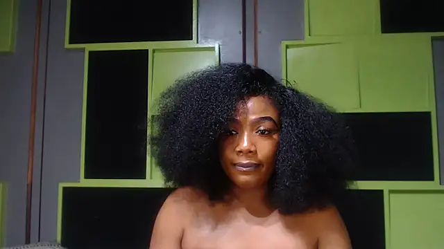 SexyAssDivaxxx online show from October 2, 5:34 am