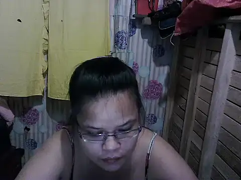 Snapshot of abiemayhottiey chatting on December 2, 9:54 am abiemayhottiey online show from December 2, 9:54 am