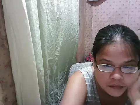Snapshot of abiemayhottiey chatting on September 30, 10:43 am abiemayhottiey online show from September 30, 10:43 am