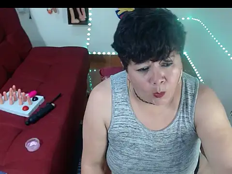 angelitolove727 online show from July 6, 1:55 am