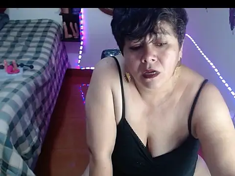 angelitolove727 online show from July 22, 2:01 am