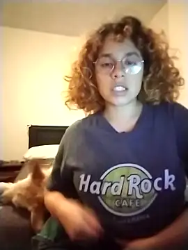 EmmaMelissa0521 online show from February 6, 10:02 pm