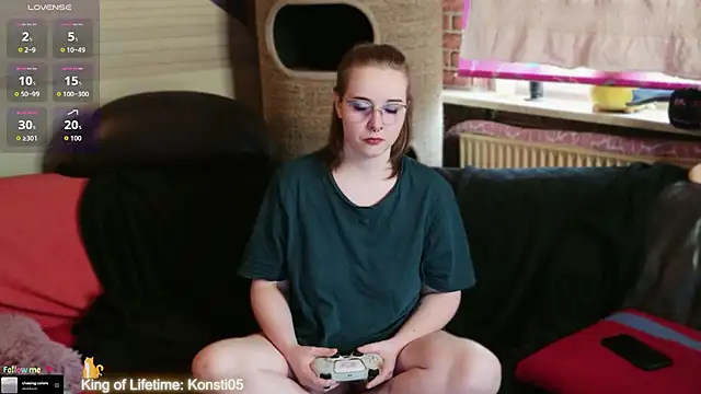 GamerGirl Eve online show from June 13, 5:43 pm