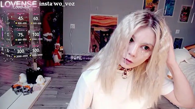 Careful i bite online show from February 3, 6:40 am