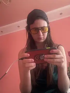 Flossy Vettie online show from February 23, 3:00 pm