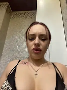 Lisaaan online show from February 19, 12:26 pm