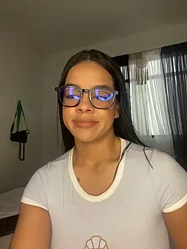 trianawhite online show from December 2, 3:14 pm