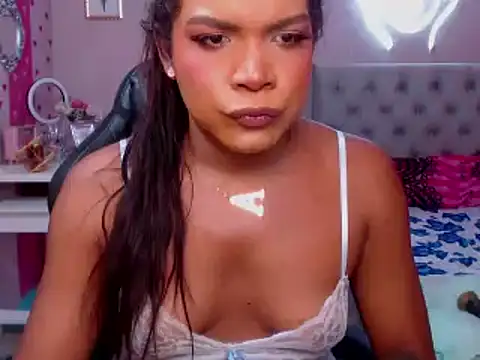 Snapshot of alexa_rodriicum chatting on October 1, 2:38 am alexa rodriicum online show from October 1, 2:38 am