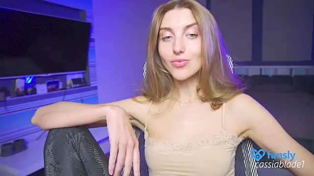 CassiaBlade1 online show from December 14, 8:03 pm