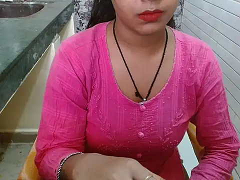 LovingPihu online show from September 28, 6:20 am