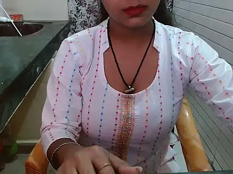 LovingPihu online show from September 12, 6:14 am