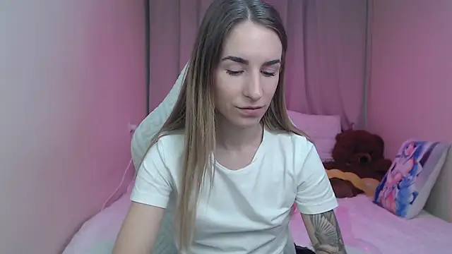 DeboraHorny online show from March 22, 8:20 am