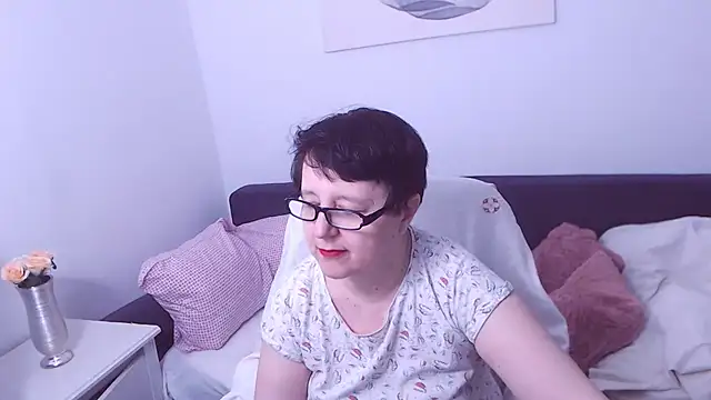 ChristaRose online show from October 24, 8:49 pm