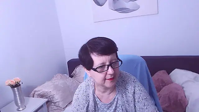 ChristaRose online show from October 8, 11:42 pm