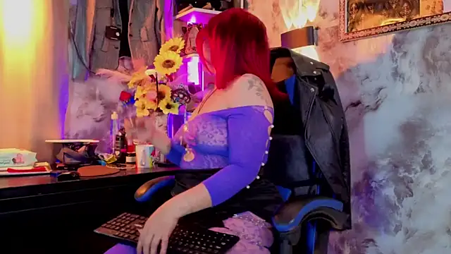 Ivvannaparis online show from July 20, 3:25 pm