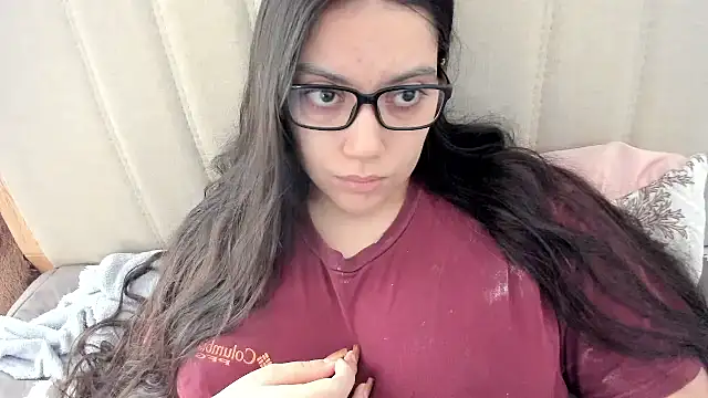 roniewester online show from March 28, 3:22 pm