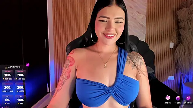 Snapshot of karol_green_ chatting on September 23, 2:32 am karol green online show from September 23, 2:32 am