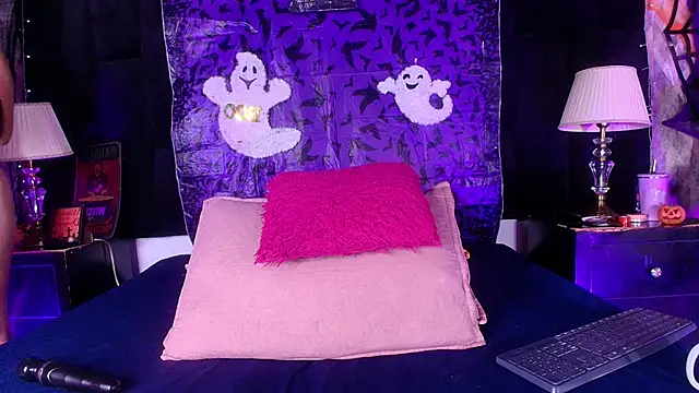 Snapshot of shelsyloreds chatting on October 10, 12:10 pm shelsyloreds online show from October 10, 12:10 pm