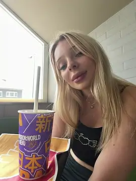 HannaXLove online show from July 14, 1:16 pm