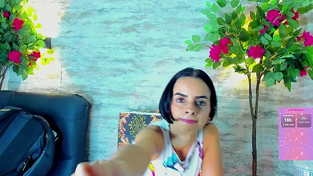 Amelia Myers online show from November 23, 1:30 am