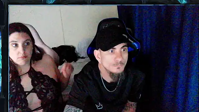 Snapshot of robvegas274 chatting on October 18, 2:42 pm robvegas274 online show from October 18, 2:42 pm