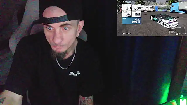 Snapshot of robvegas274 chatting on September 16, 2:25 pm robvegas274 online show from September 16, 2:25 pm