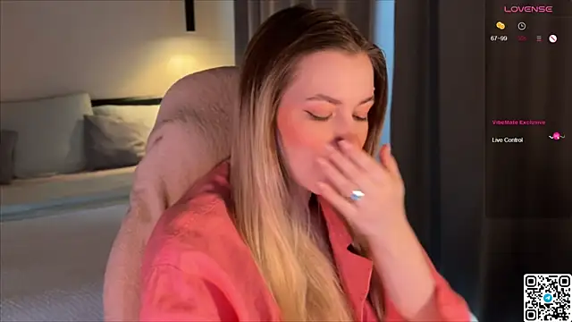 elinanortas online show from November 24, 4:58 am