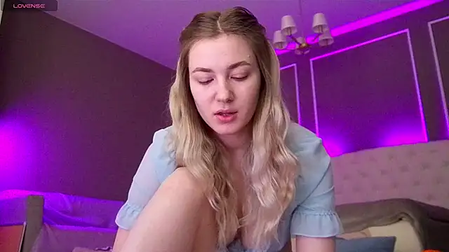 elinanortas online show from October 23, 1:11 am