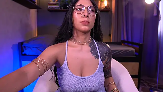 camila3   online show from November 22, 8:44 pm