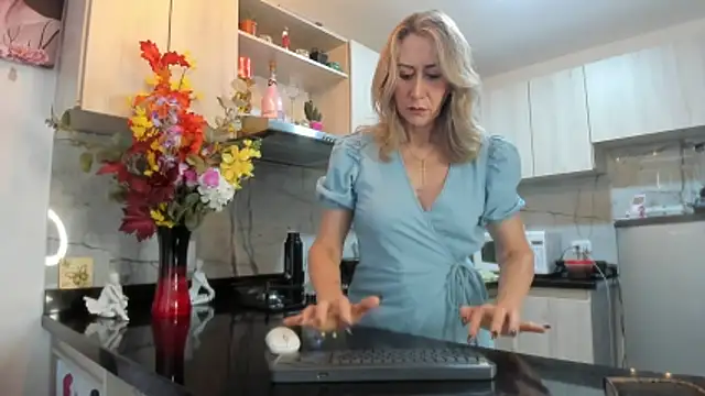 ashleymilf 1 online show from October 23, 5:08 pm