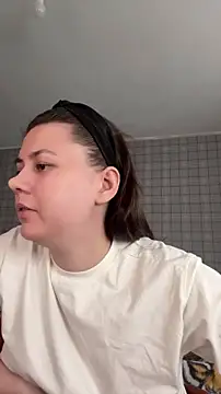 NinaVI online show from November 16, 3:19 am