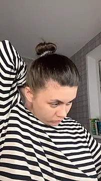 NinaVI online show from March 2, 7:20 pm