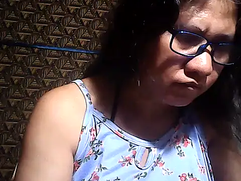 sweetsosie18 online show from July 27, 1:52 pm