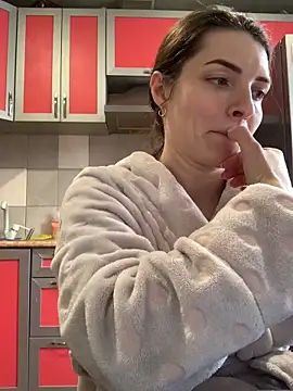 SeducingYoghourt online show from February 1, 12:48 pm