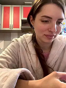 SeducingYoghourt online show from January 19, 12:45 pm