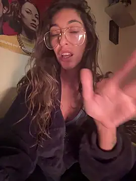 Amani thewolf online show from November 8, 6:35 pm